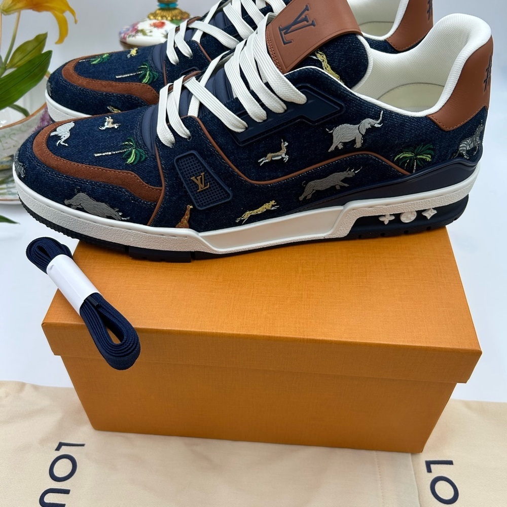 Men's Louis Vuitton LV X the DARJEELING limited edition trainer size 11 fits 12 - Picture 5 of 10
